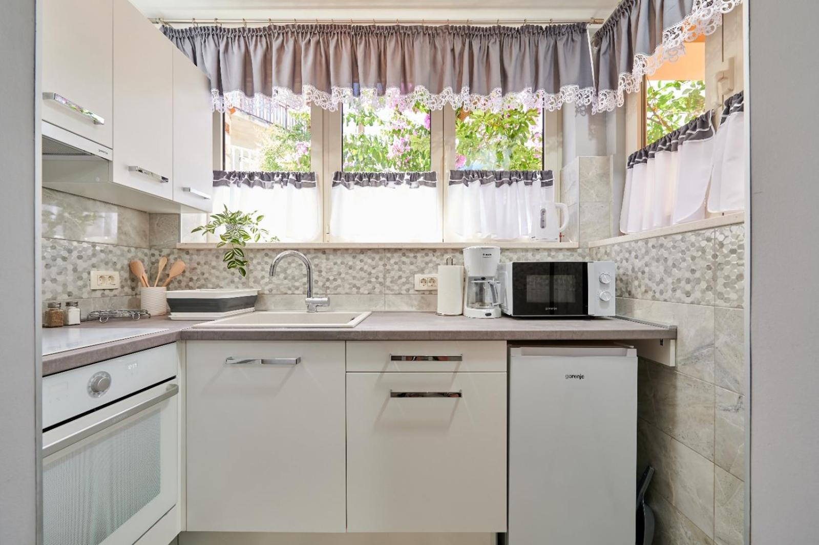 Apartmani Oaza Трогир Екстериор снимка